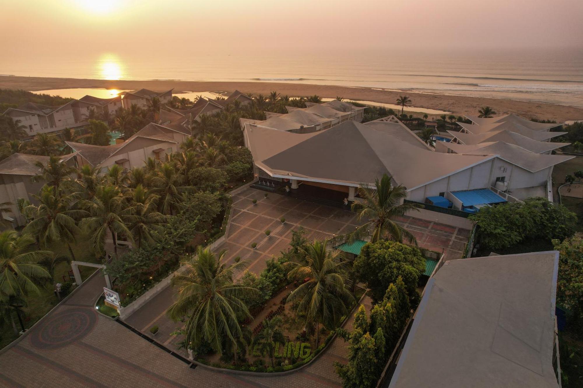 Sterling Puri Exterior foto